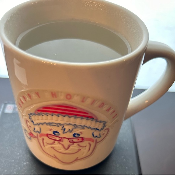 Denny’s Color changing Scrooge mug. Bah Humbug to Happy Holidays! - Picture 7 of 9